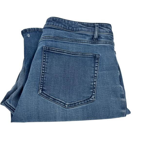 J Jill Jeans Womens 16 (36x29 ACTUAL) Smooth Fit Barely Boot Cut Blue Denim - Picture 1 of 10